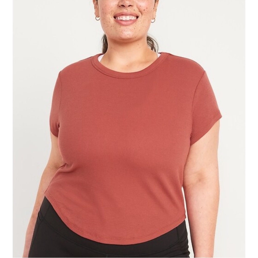 Old Navy Ultralite Crop Tee in Burnt Orange Size XL